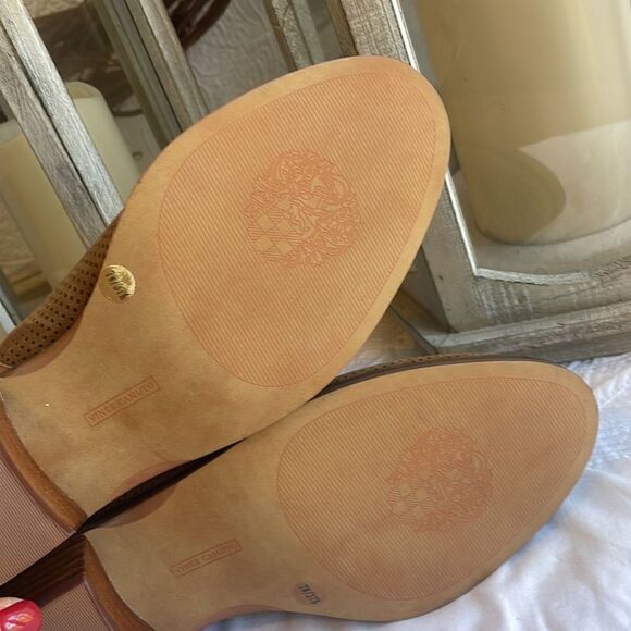 Vince Camuto Shoes Vince Cameo Palmina Perforated Suede Ankle Booties-7W-NWOB - Picture 7 of 15